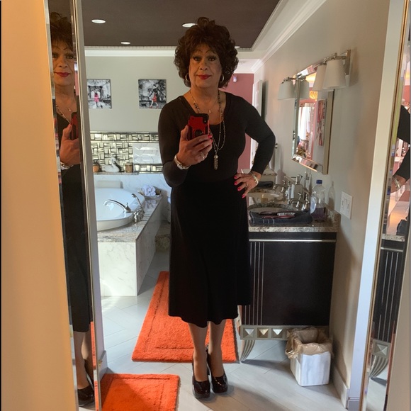 Meet Your Posher - Picture 6 of 16